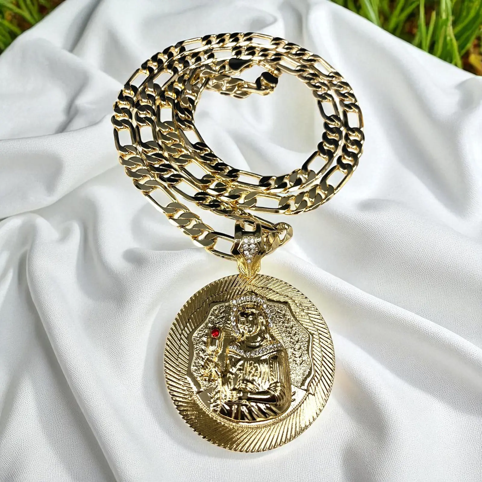MaxBling81 Large Hip Hop Santa Barbara Religious Medallion Pendant with 8mm 20"-24" Figaro Brass Chain, Chain Jewelry Necklaces, Celebrity-Look Round Daily Fashion Accessory