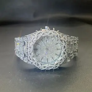 Iced Diamond Wristwatch Man Watch For Men Luxury Thorn Crown Quartz Watches Fashion Hip Hop
