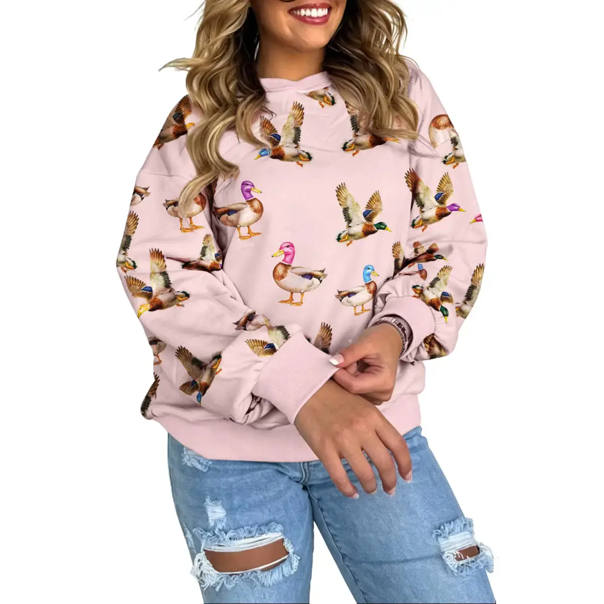 PHEFEE Women's Cute Duck Print Sweatshirt Casual Crewneck Long Sleeve Pullover Tops Relaxed Fit Drop Shoulder Graphic Shirts Animal Beach