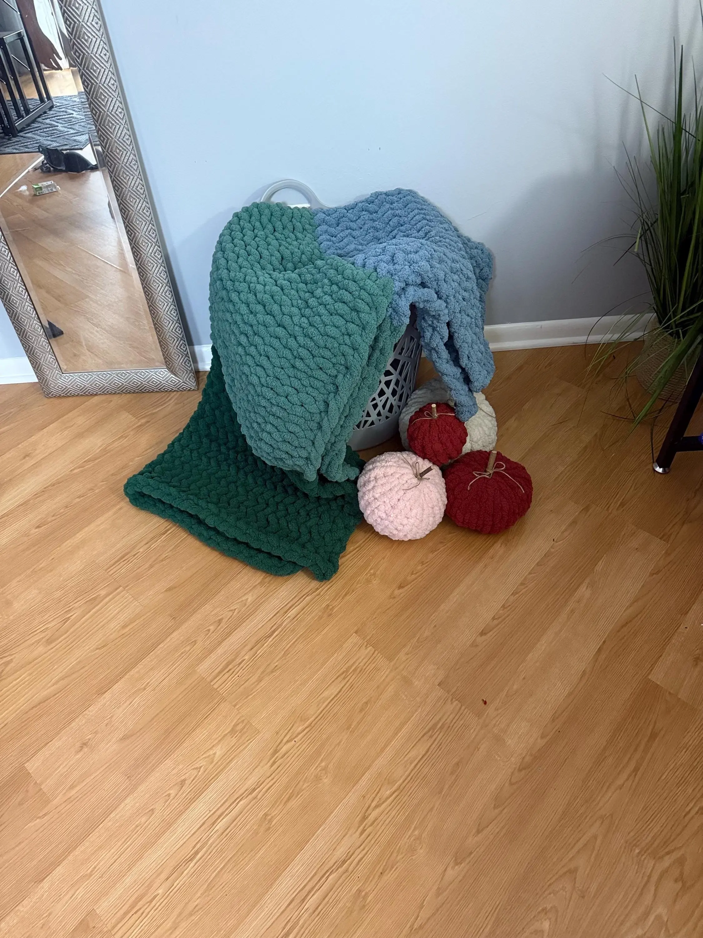 Custom Chunky Knit Blanket | Choose Color & Style