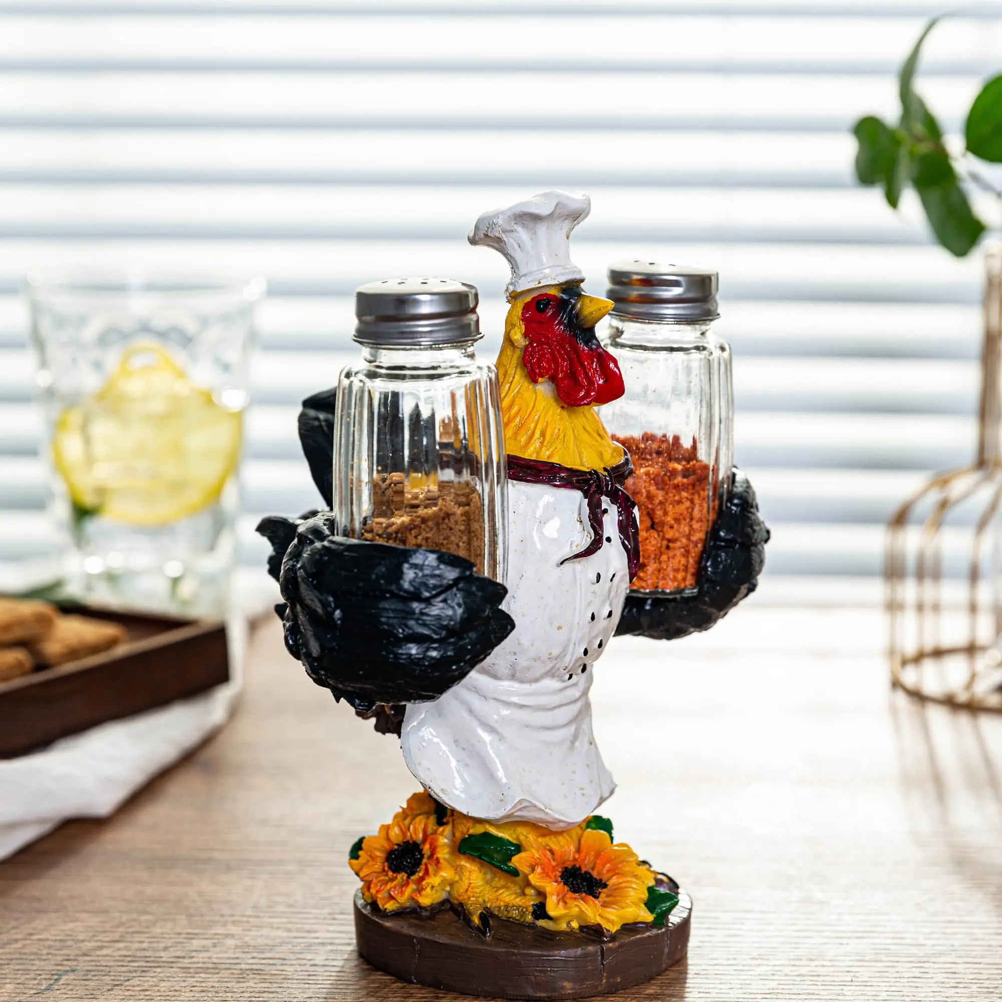 Decorative Chef Rooster Salt & Pepper Shakers - Spice Dispenser Shaker Holder For Kitchen Decor Includes Glass Jars