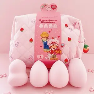 Strawberry shortcake cosmetic set + 4 pieces