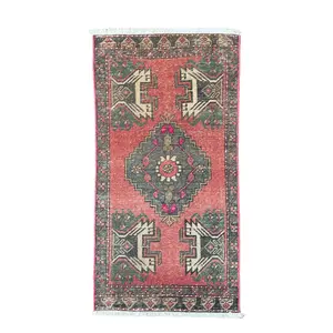 Handmade Wool Accent Rug: Vintage Red-Pink Entryway Rug (1'7"x3')