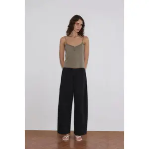Pleat Pant