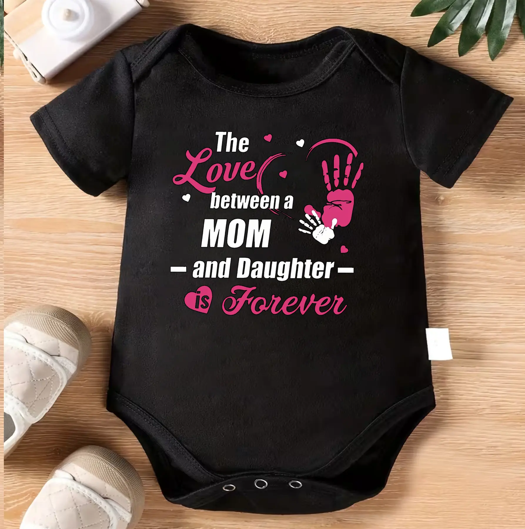 1pc Baby Crawling Suit - Pink Onesie with "The Love Between a Mom and Daughter is Forever" Print - Soft Cotton Outfit for Newborns & Toddlers 0-3 Years - Mother-Daughter Love Gift - Machine Washable Infant Wear
