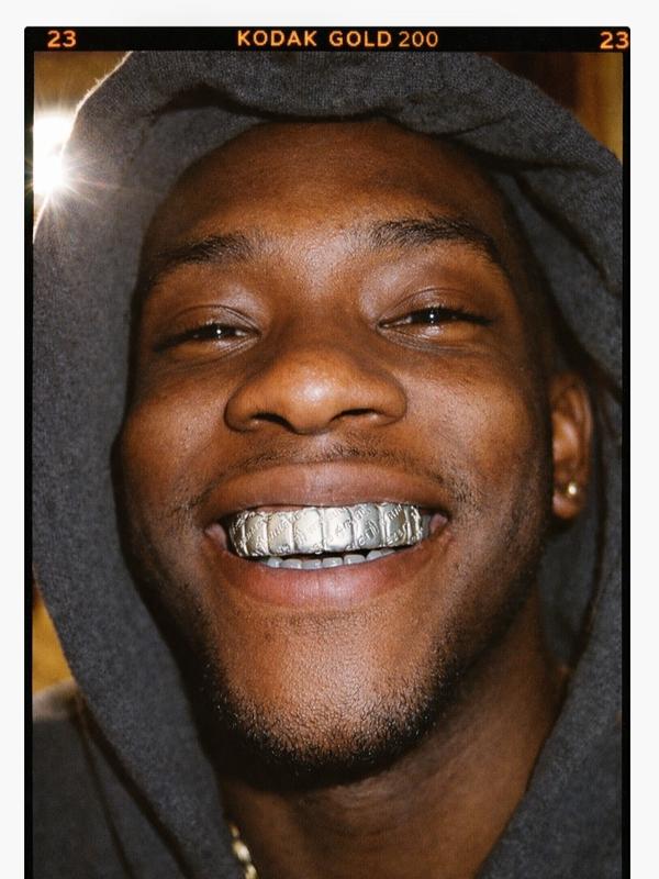 Gum Wrapper LOOK Silver Upper Grillz (Plated Alloy), Streetwear Teeth Jewelry, Mirror Shine, Curved to Fit Upper Tooth Arc + Smooth Edges, Unisex, Photo-Ready