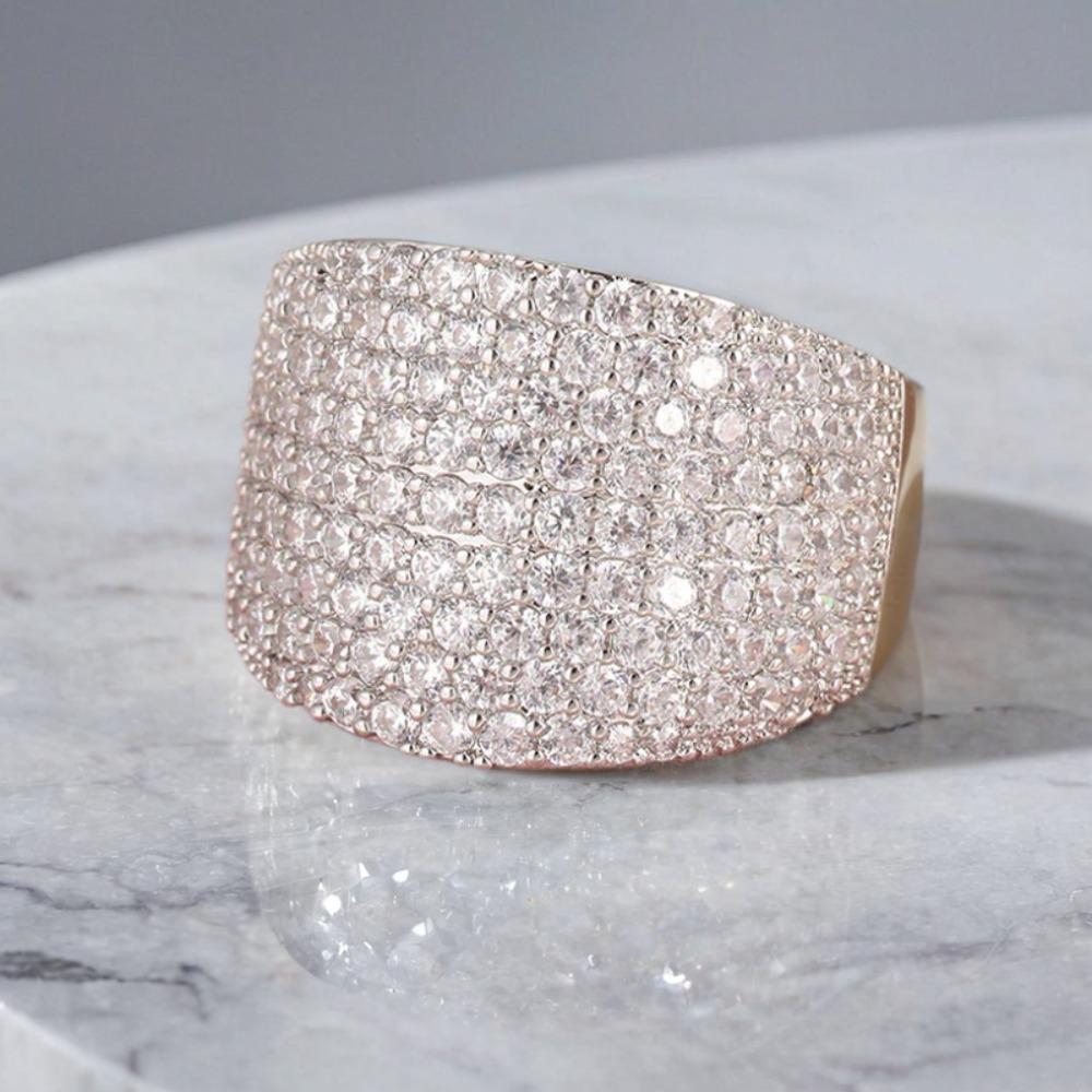 1 Piece Women's Wide Band Statement Ring with Dazzling Synthetic Zirconia Suitable for Proposal Engagement Wedding Daily Party Valentine's Day Christmas Unisex Fashion Accessory