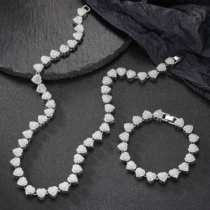 2pcs Set Heart Shaped Cuban Chain Necklace Set for &,Hip Hop Style Choker Set,Luxurious Jewelry Set for Valentine's Day Gifts, Birthday,Everyday & Party Wear, for Teenager