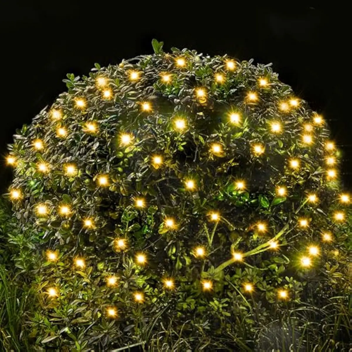 100 LED Christmas Net Lights,4X 6FT Christmas Mesh Lights with 8 Modes, Connectable, Waterproof for Bushes Trees Yard Indoor Outdoor Xmas Decorations (Warm White)