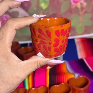 Tequilero Talavera corazón 6 y 12 piezas color terracota/rojo