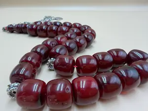 مسباح فاتوران مأنتك، مع شرابة فضة عيار 500، عمر الخام 7سنوات Antique Faturan Misbah with 500 Silver Tassel, Raw Material Age: 7 Years.