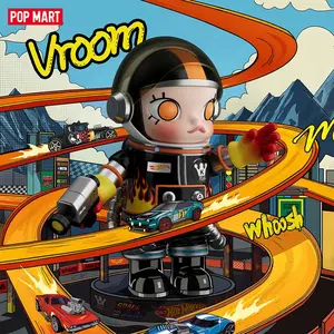 POP MART MEGA SPACE MOLLY 400% HOT WHEELS