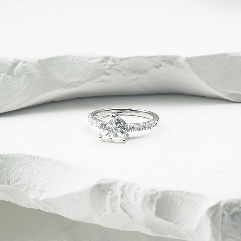 Delzzad Solitaire Heart Ring Lab-Created Moissanite Engagement Ring S925 Sterling Silver Moissanite Jewelry Perfect Christmas Gift Delzzad Solitaire Heart Ring Lab-Created Moissanite Engagement Ring S925 Sterling Silver Moissanite Jewelry Perfect Christmas Gift