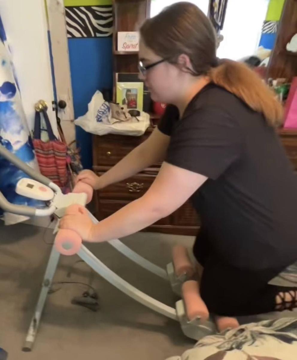 Item: White&Pink Pro