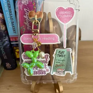 Balloon Dog E-Reader/Phone Charm, Bookish Accessory, Gift for Book Lover, Kindle Charm, E-Reader Gift, Phone Jewelry, Kobo Charm, Dog Lover