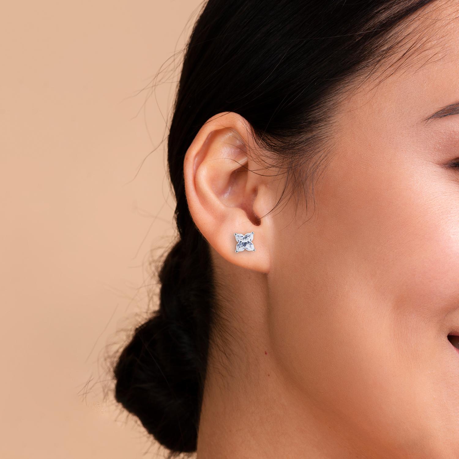 Delzzad Solitaire Lily Bulb Clover Stud Earrings Lab-Created Moissanite Stud Earring S925 Sterling Silver Moissanite Jewelry Perfect Birthday Christmas Gift for Men Women Wedding Set