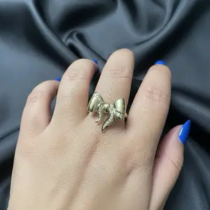 Beautiful Ring Size 7 8y 9 Elegant Gold-Tone Open Design for Women's Fashion Accessories