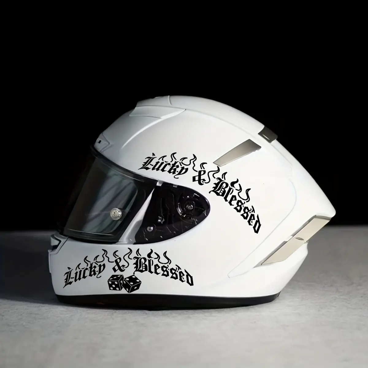 2PCS/SET "Lucky & Blessed" Retro Luck Helmet Sticker, Suitable for Motorcycle Helmet/Car Window/Luggage, Car Decals, Black-White Contrast + Gothic Font & Dice Element Design, Waterproof & Wear-Resistant, Inject a Retro Lucky Trend Vibe into Your Gear