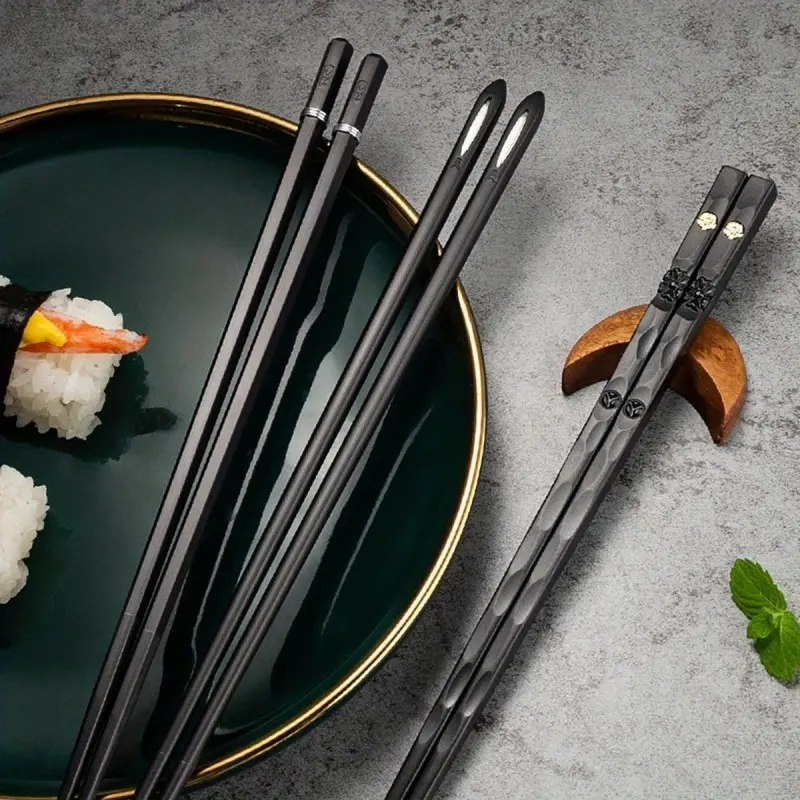 5 Pairs of Premium Chopsticks Reusable Dishwasher Safe 9.5 Inch Fiberglass Chopsticks Gift Set Non-slip Kitchenware Bamboo