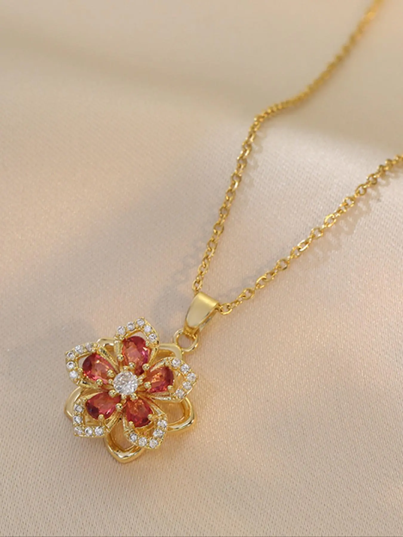 Elegant Flower Pendant Rhinestone Necklace for Women, Versatile Charm Jewelry for Mother's Day, Birthday & Daily Wear, Decorative Necklace