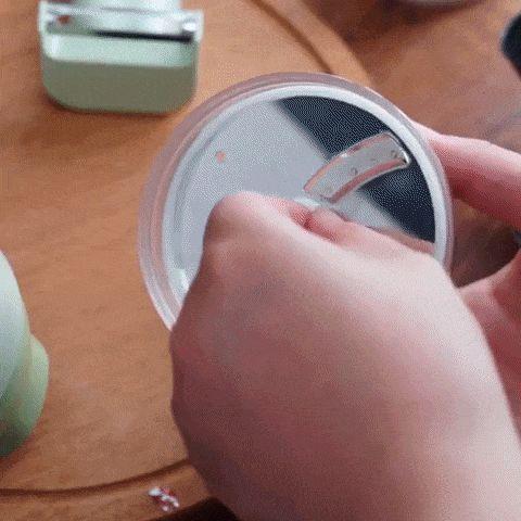 Handheld Vegetable Cutter