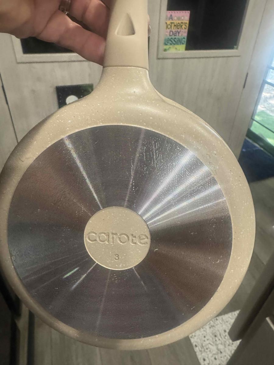 Item: Taupe, 18 Pieces Set