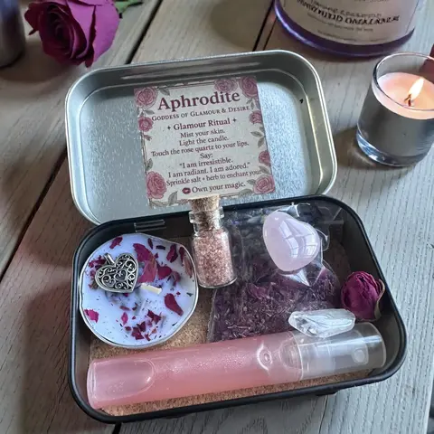 Aphrodite Palm-Sized Rectangle Heart Eco-Friendly Travel Altar Tin - Gift Boxed Witch Spell Kit with Goddess Cloth, Hand-Blended Lavender Herbs, Dresser Home Organizer, Self-Love Rosebud Symbol, Rose+Frankincense, Lavender Calm, Unique Adult Gift