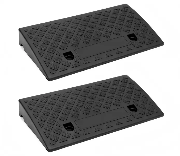 2-Pack High-Strength PVC Plastic Curb Ramps, 2.6" Rise Heavy-Duty Driveway Threshold Ramps with Built-In Drainage Grooves & Stable Design, 2000 Lbs Load Capacity, Non-Slip Surface, 19.7"x10.6"x2.6" for Driveways, Sidewalks, Concrete/Asphalt