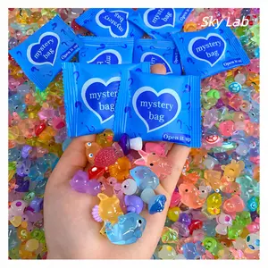 Sky Lab 100PCS Mini Glow in The Dark Animal Resin Models, Surprise Bundle for Dollhouse Decor, Fairy Garden Decor, Birthday Party Gift, DIY Crafts, Ornaments Desktop Statue Decoration Lightweight Artistic Magical Luminous Glossy