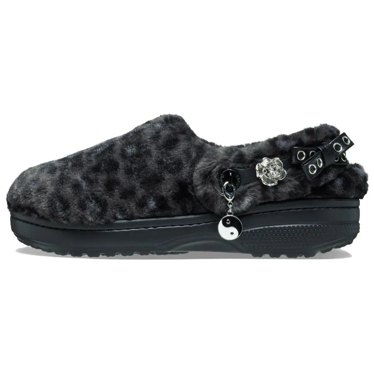 Crocs Unfurgettable Clog, Lightweight Black Grey Leopard Print Shoe, Soft and Comfortable Footwear for All-Day Casual Wear