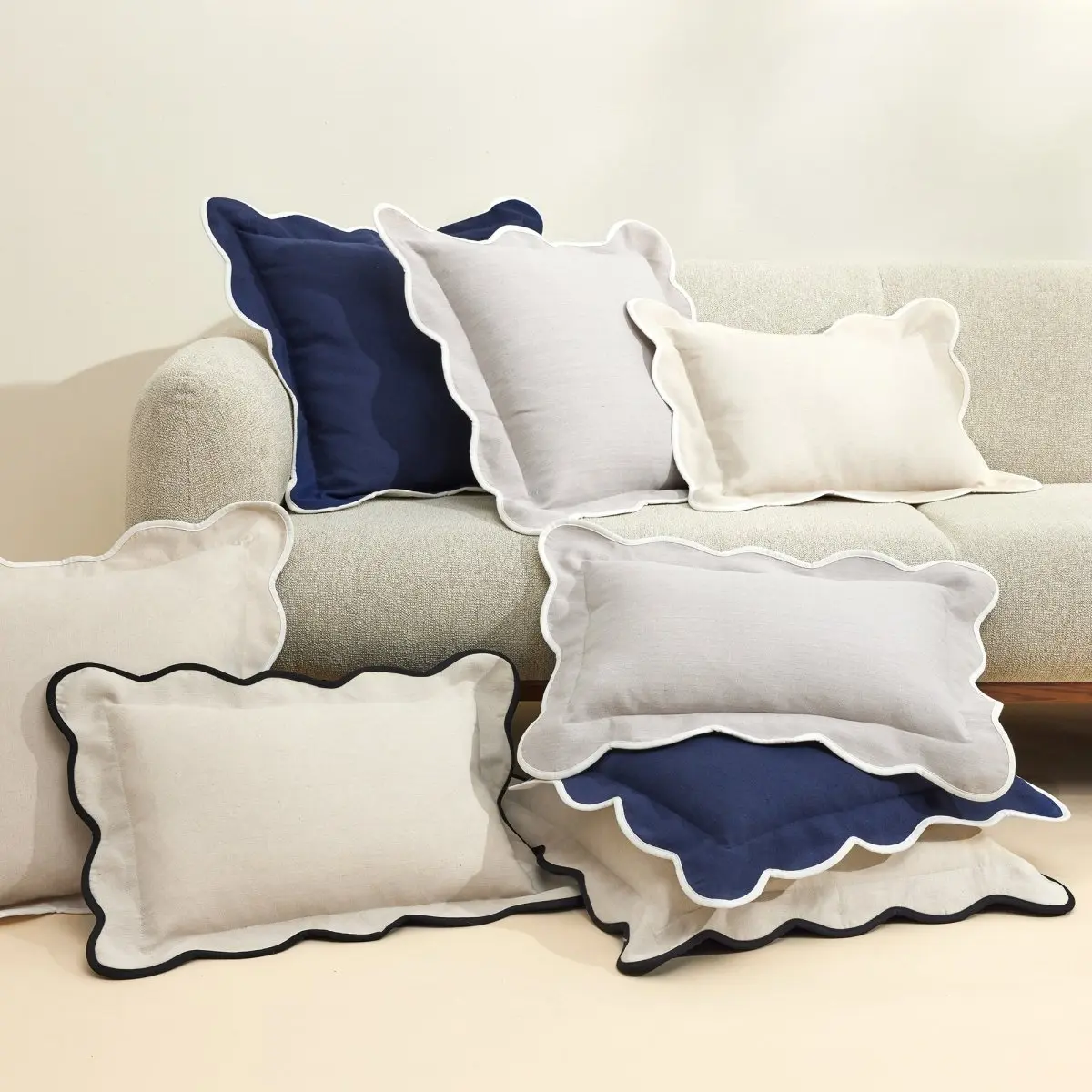 Lush Decor Coastal Chic Scalloped Edge Cushion Cover, 20x20 in with Subtle Color Binding, Invisible Zip, Machine Wash for Couch, Chair - Cushion Covers for Room & House Decor, Room Decor