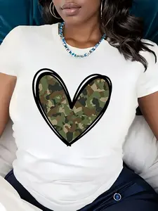 Women'S Camo Heart Print T-Shirt - Casual Crew Neck Short Sleeve Top, Black with Green & White Camouflage Heart Design, Soft Polyester Fabric, Perfect for Spring, Summer, Fall & Winte