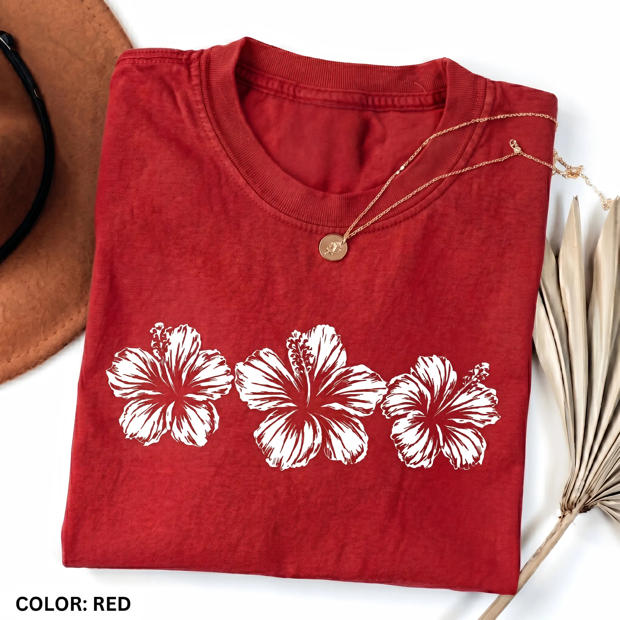 A-Hibiscus Print Shirt | Women's Tropical Beach Print T-Shirt — Trendy Summer Floral Short-Sleeve Top, Comfortable Pure Cotton Tee