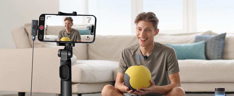 KUKIHO Wireless Lavalier Microphone for iPhone iPad Android With Charging Case Audio Smartphone