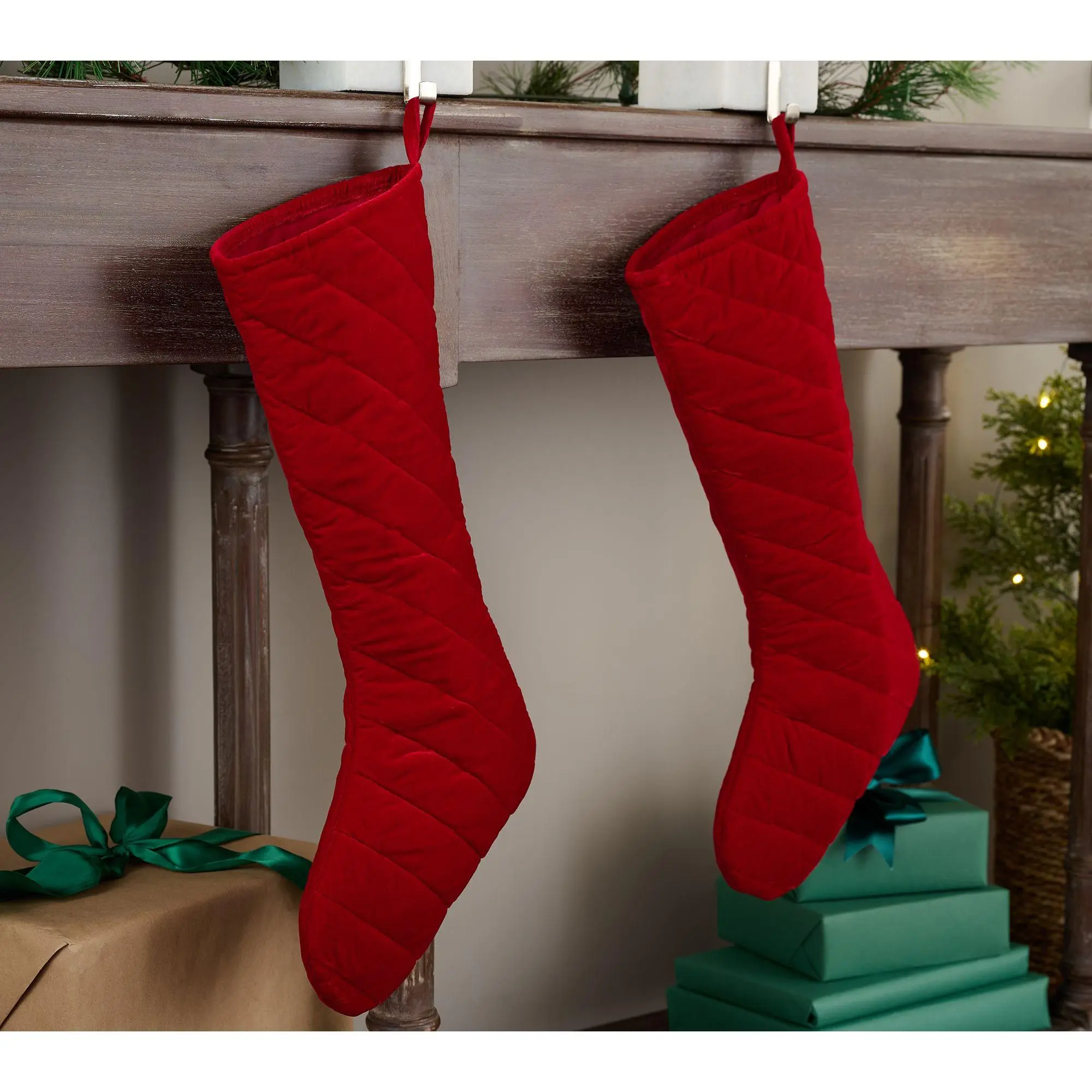 Sandra Lee Set of 2 Tufted Plush 20" Stockings