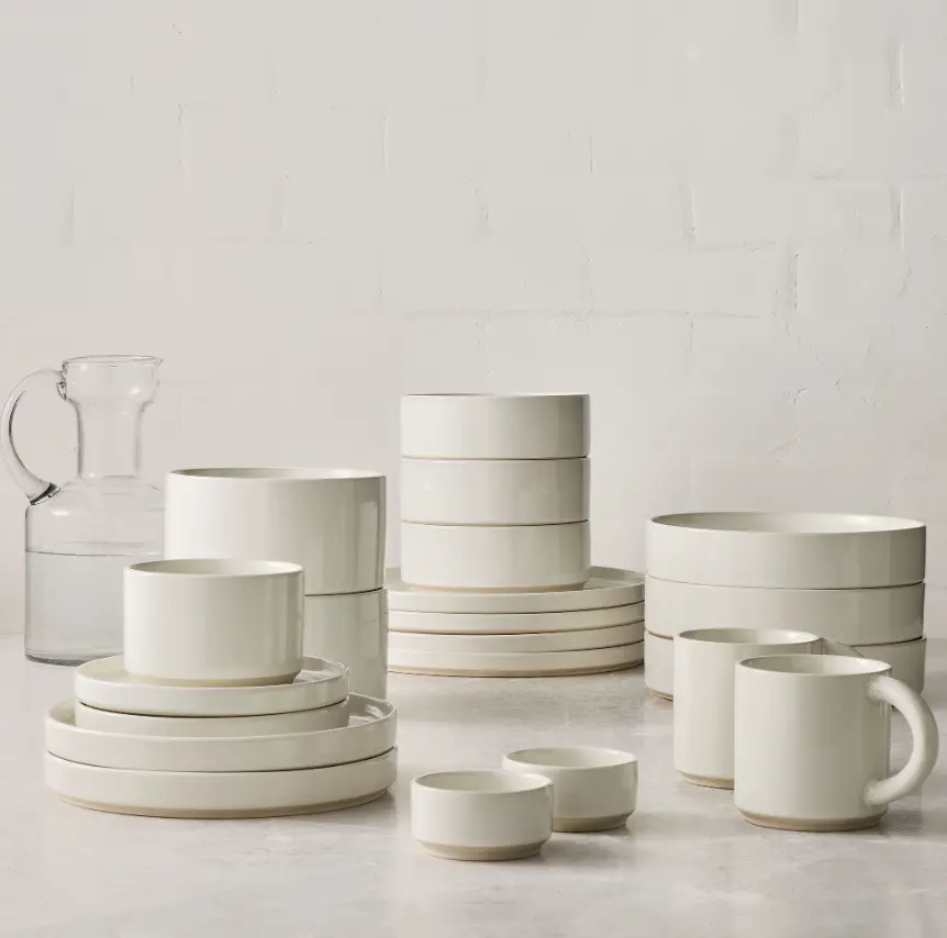 Straight-Sided Stoneware Dinnerware Collection