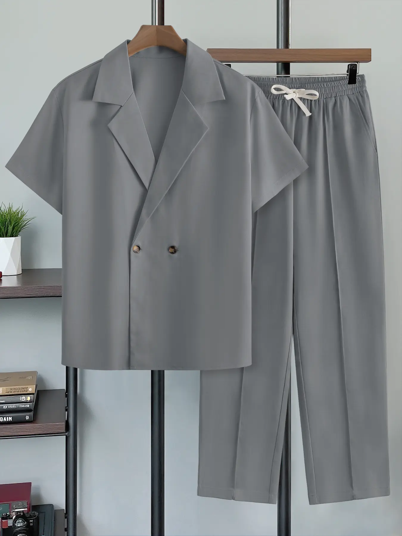 Men's 2-Piece Formal Business Fitted Set, Lightweight Short-Sleeve Two-Button Blazer and Casual Pants, Plain Commuter Office Outfit for Spring, Summer and Fall Wear