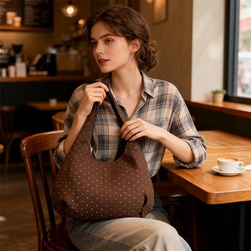 Star Polka Dot Canvas Tote Bag for Women Large Capacity Shoulder Bag with Magnetic Snap for Daily Commute School Casual Outings