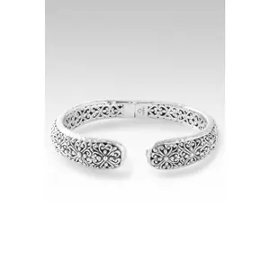 Held Up in Grace Tip-to-Tip Bracelet™ in Janyl Adair