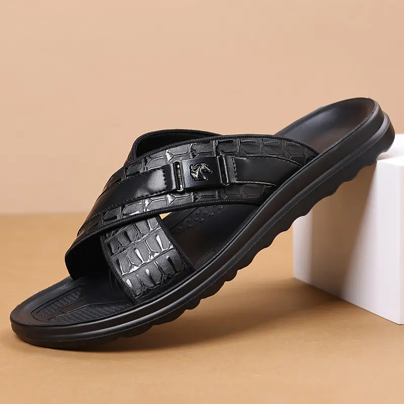 Men’s embossed texture slip-on sandals, soft sole for business casual wear, non-slip breathable design for outdoor summer use