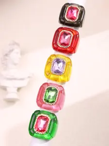 Vibrant Acrylic Rhinestone Resin Ring Exaggerated Candy-Colored Transparent Bubble Design for Y2K Millennial Jewelry Enthusiasts Spring Party Accessory