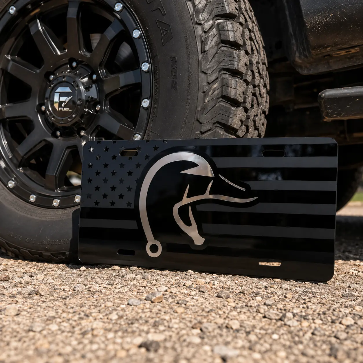 Duck Head Hunting License Plate | Black American Flag Metal Car Tag | Patriotic Duck Hunter Truck Accessory | Aluminum Auto Plate Gift