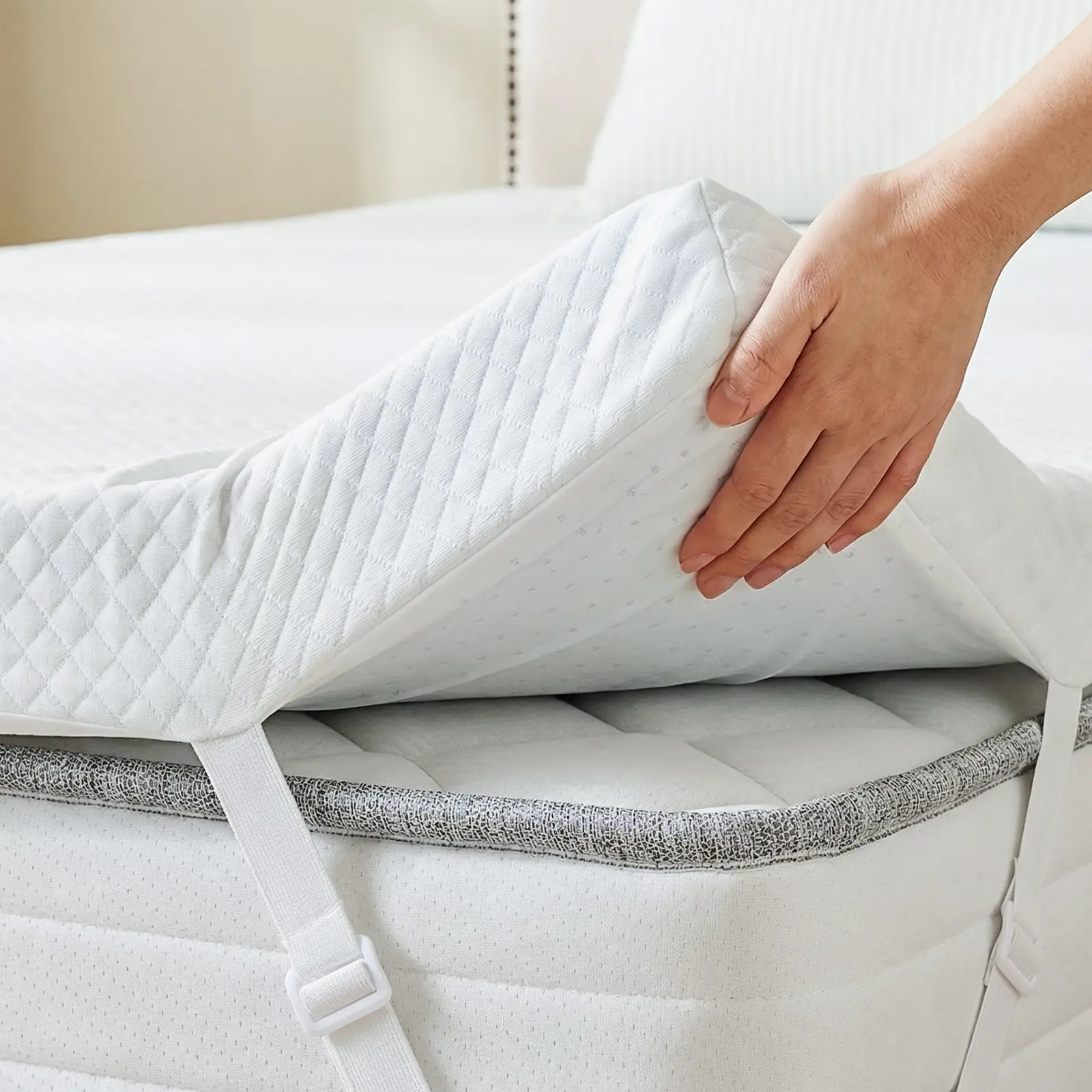 Cooling Gel Memory Foam Mattress Topper, Breathable Ventilated Pad with Detachable Soft Cover, Universal Fit for Sleeper Sofa RV Camper