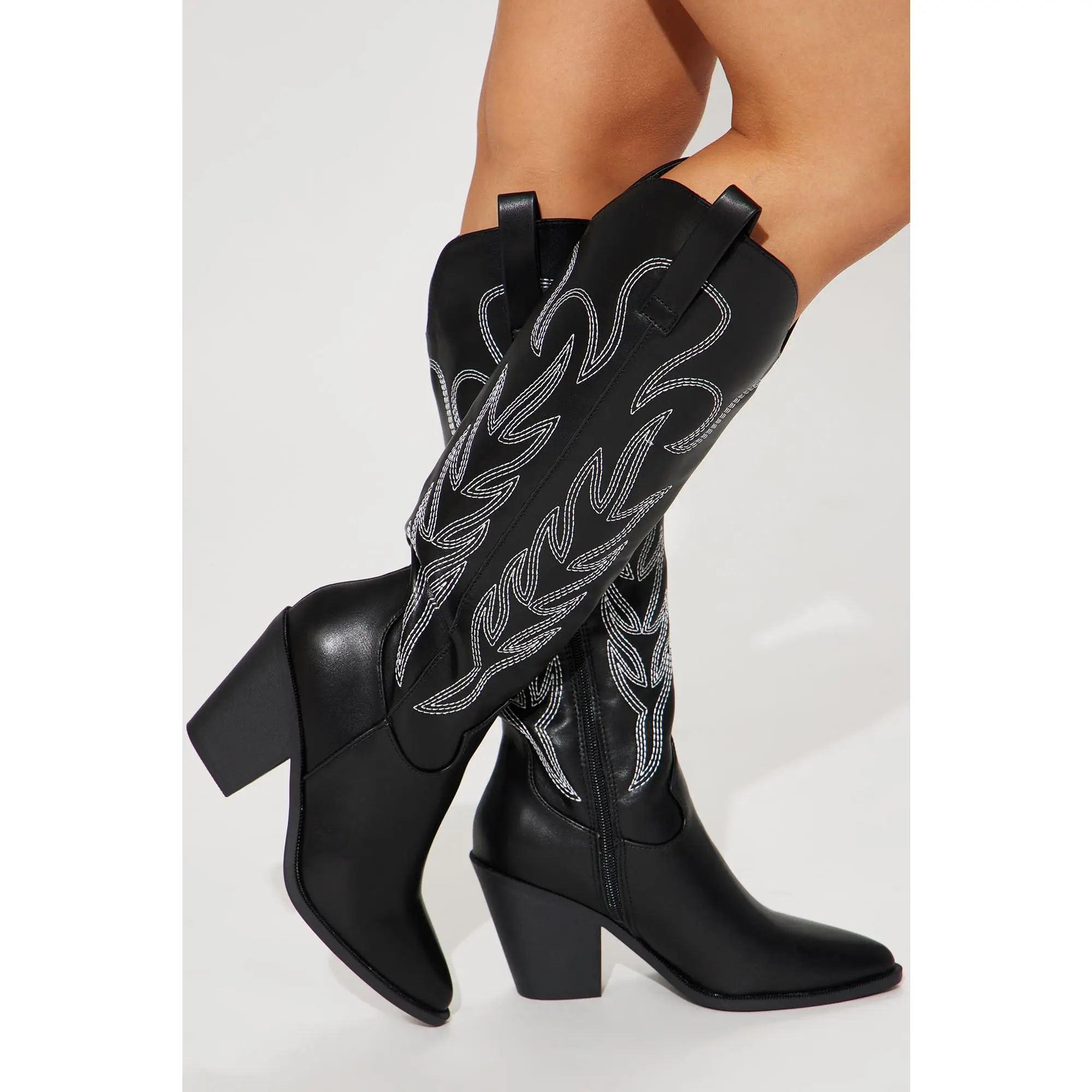Countryside Cutie Cowboy Boots - Black