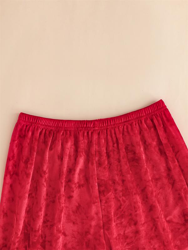 PAJAMAS Long Sleeve Red Velvet Pajama Set with Button Front and Pocket for Cozy Nightwear