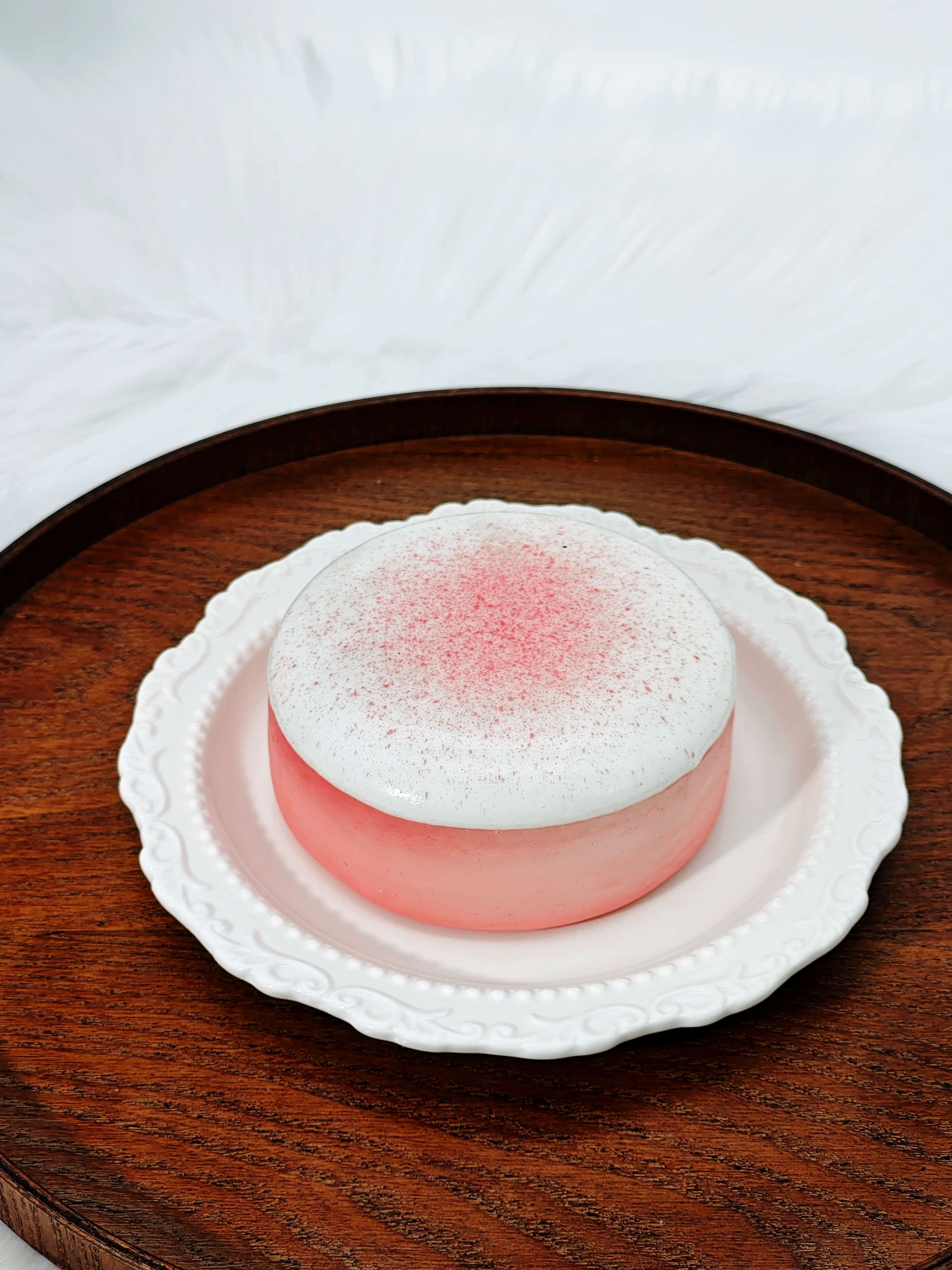 MHM Squishy White Peach Oolong Cake Children's Day Gift Slow Rebound Stress Reducing Toys