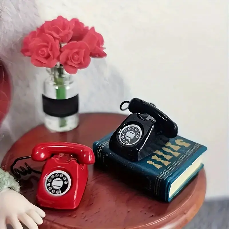 Mini Vintage Rotary Phone Model Set, Alloy Metal Lines, DIY Dollhouse Pocket Scene Decoration Collection Display, Collectible Room Decor, Model Ornament, Decorative Ornaments, Decorative Piece, Home Decor Ornament
