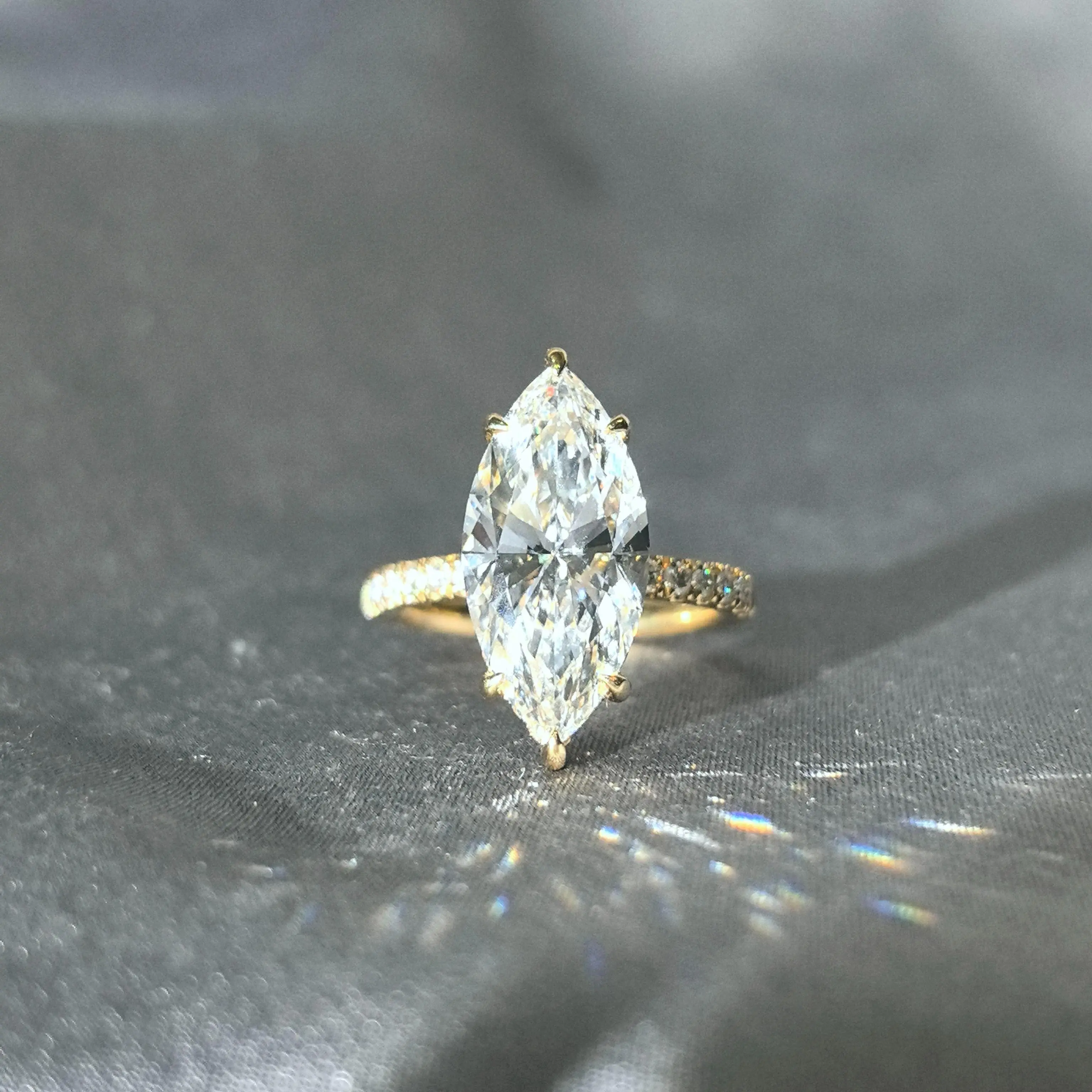 5 carat marquise 14 k yellow gold ring