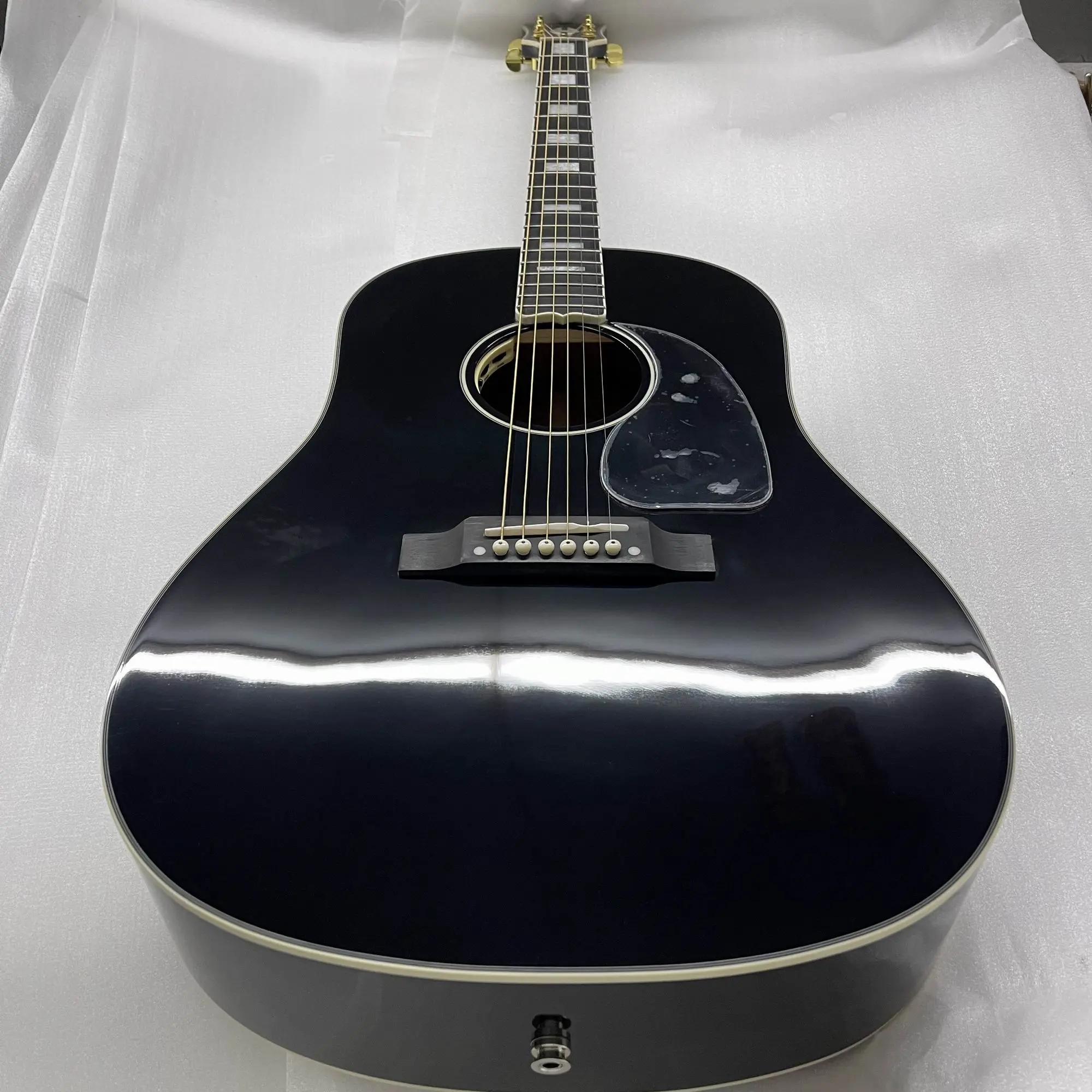 New Gibson J45 Acoustic-Electric Guitar, 41# Solid Spruce Top, Bone Nut, Bone Saddle, Black Finish (B1g Loaded)
