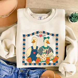 Vintage Goose Sweatshirt, Country Farmhouse Duck Shirt, 90s Retro Goose Couple Shirt, Cottagore Animals Cute Cozy Pullover